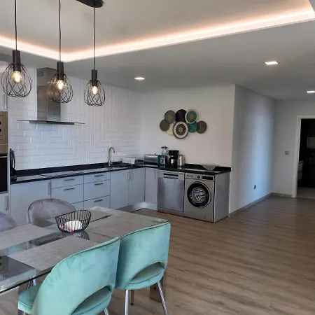 Domingos Arco da Calheta